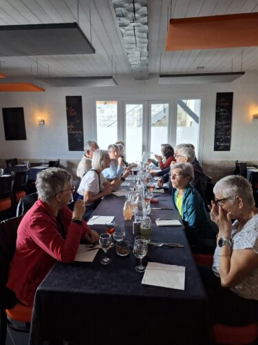 Restaurant après la randonnée sur les balcons de Lormont